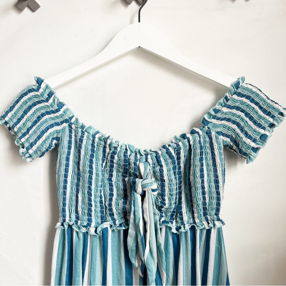 🎉SALE🎉  Lovers + Friends Off Shoulder Mini Dress - Picture 2 of 9